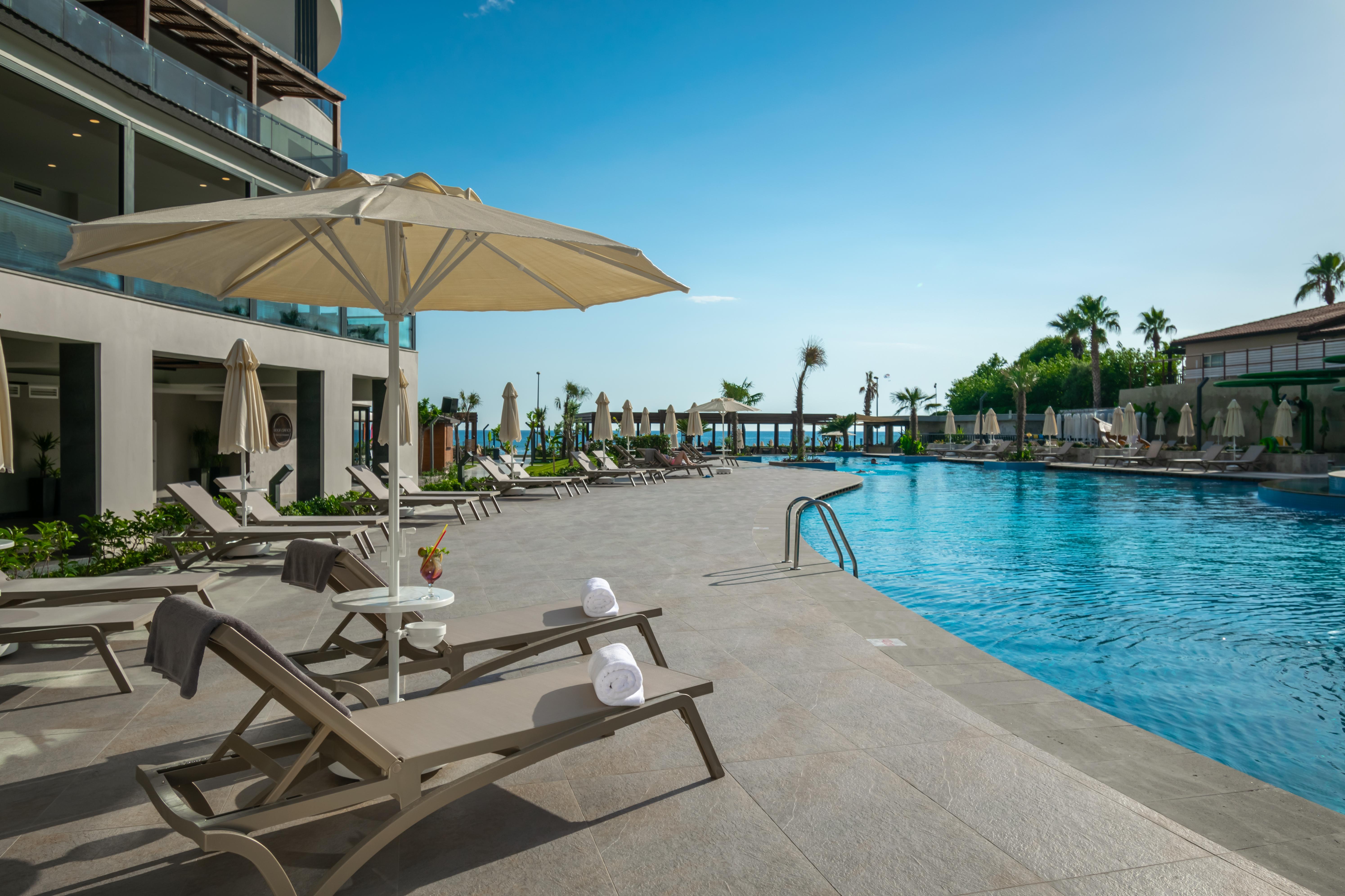 Seaden Quality Resort & Spa Ultra All Inclusive Side Exterior photo